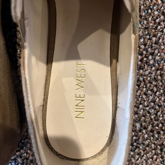 Nine West Lights Out size 8.5 Shootie - Picture 5 of 6